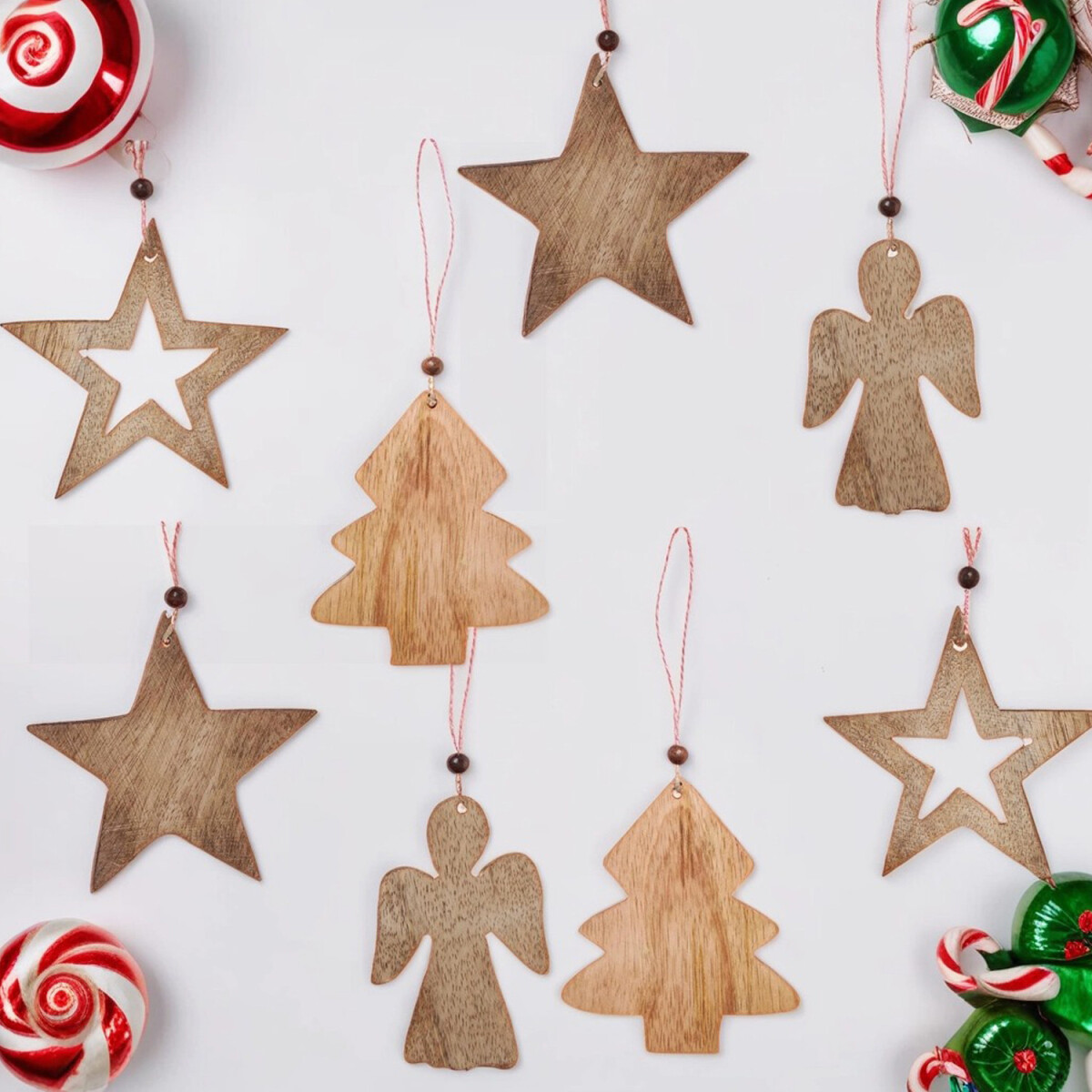 Lot de 8 pendentifs de Noël en bois box
