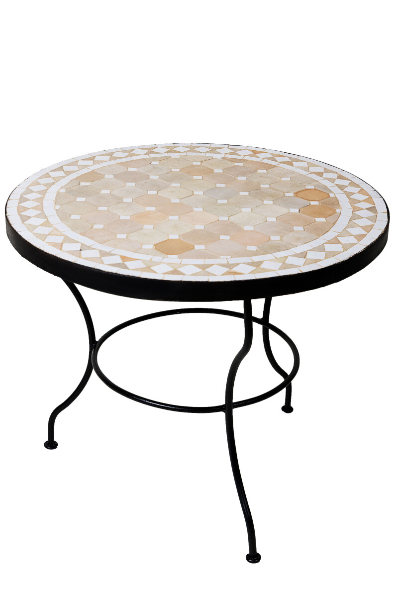 Table marocaine en mosa&iuml;que, style Marrakech,...